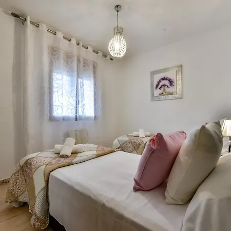 Guzman - Rosas Villa